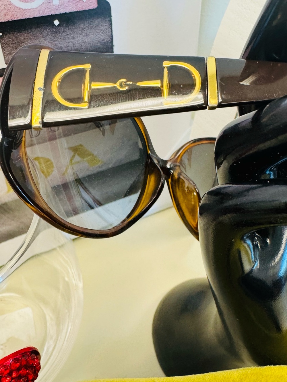 Gucci Brown Tortoiseshell Oversized Women's Sunglasses - Picture 3 of 7